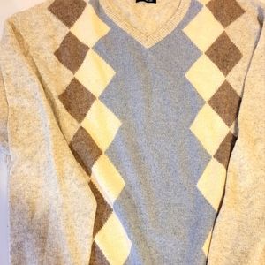 T. Harris London XL sweater